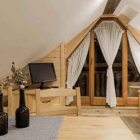 Bed and breakfast U Bronka 3*